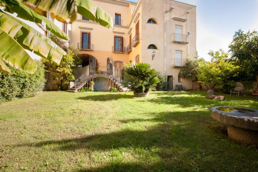 Dimora Del Prete Di Belmonte Bed & Breakfast Venafro Exterior photo